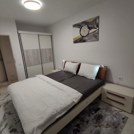Apartament Vivo Apartment Floresti  Luaran gambar